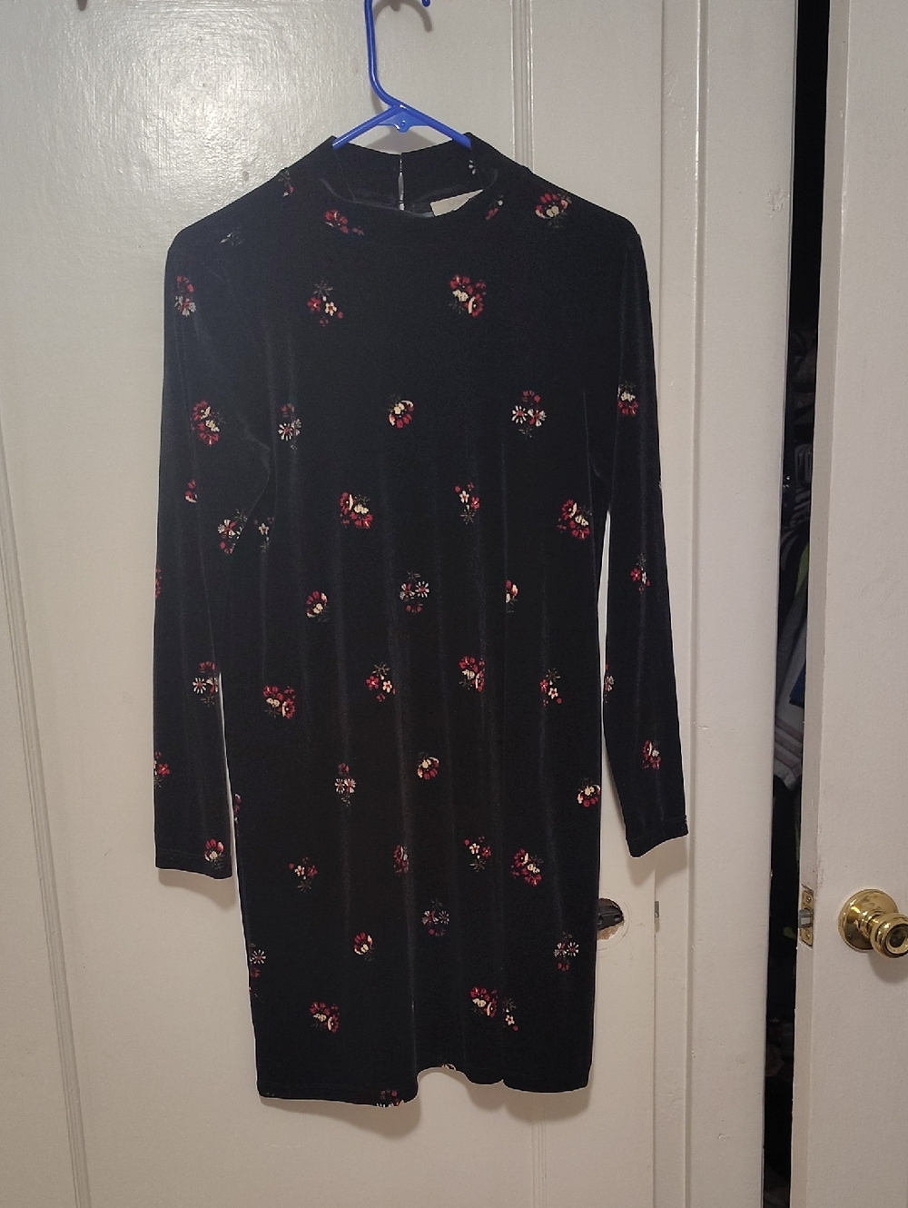 LOFT Black Velvet Long-Sleeve Floral Shift Dress